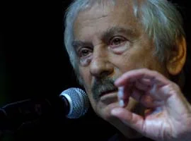 İlhan Selçuk 'kadeh'in peşinde
