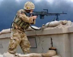 İngiliz askerleri Irak'tan çekilmeye başlıyor