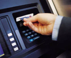 İtalya'da çıldıran ATM cihazı para dağıttı