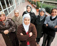 Kadınlar mikro krediyle hayata tutundu