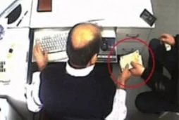 Kameraya takılan rüşvet skandalı