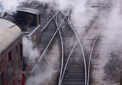 Kara tren artık kitap taşıyacak
