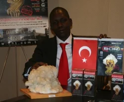 Obama'nın kardeşi bor bayiliği aldı