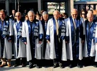 Öğretim üyeleri tam zaman çalışacak