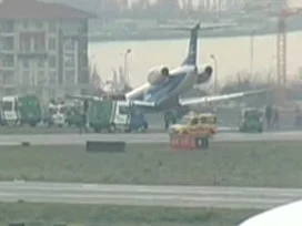 Rus uçağı İstanbul'da pistten çıktı