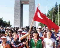 Şehit torunları Gelibolu'ya gidiyor