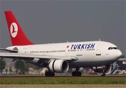 THY uçağı Antalya'ya zorunlu indi