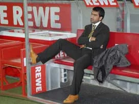 Ümit Özat futbolu bıraktığını açıkladı