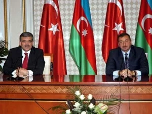 Aliyev, Gül'ü unuttu