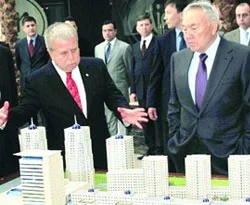 Astana'daki ilk Türk AVM'sini Okan açtı