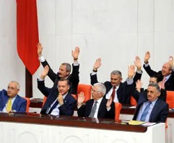 Atalay hakkındaki gensoru reddedildi