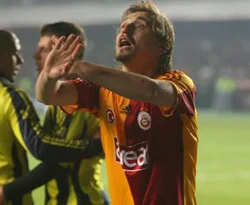 Ayhan: 'Volkan yalan söylüyor'