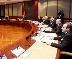Bakanlar, Erdoğan'a sözlü istifalarını verdi
