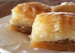 Baklavadan captagon hap çıktı
