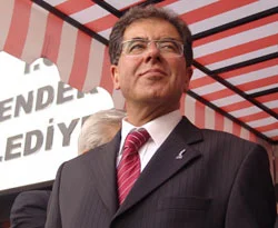 Belediyede öpüşme yasağı