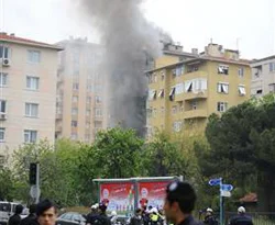 Çatışma yaşanan binada şiddetli patlama