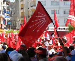 CHP'yi seçmeyene 'zeka'sız dedi
