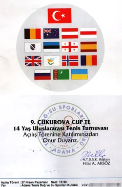 Davetiye'de Kıbrıs krizi