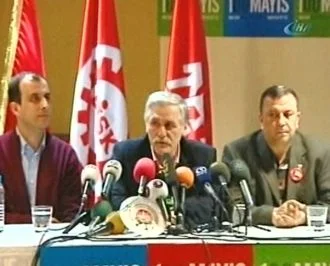 DİSK Taksim'de ısrarlı