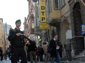 Diyarbakır 51 PKK üyesi tutuklandı
