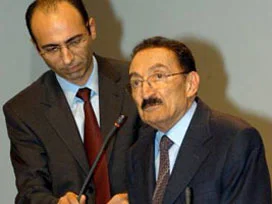 Ecevit'in istifasını Derviş istemiş