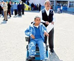 Engellilerin üçte biri oy verebildi