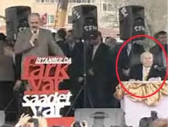Erbakan Hoca siyasete dönüyor