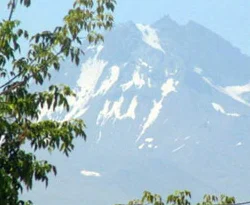 Erciyes Dağı'na kar yağdı