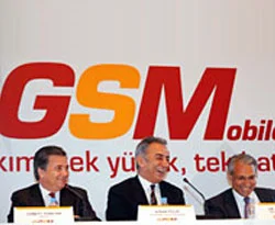 Ezeli rekabet GSM hatlarına sıçradı