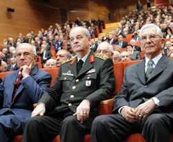 Herkes Başbuğ?u dinledi, ama 'o' yoktu