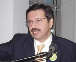 Hisarcıklıoğlu: Teröre karşı tek vücut olmalıyız