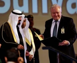 İlk kez bir Yahudi Arabistan'da ödül aldı