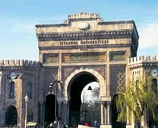 İÜ'de 'İslam'a hakaret' kavgası...