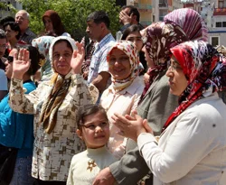 Kadınlar, 'kadın sığınma evi'ne karşı çıktı