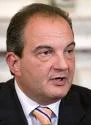 Karamanlis: Türkiye'ye boş çek yoktur