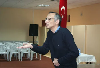 'Kemalizm ham ve tutarsız bir ideoloji'