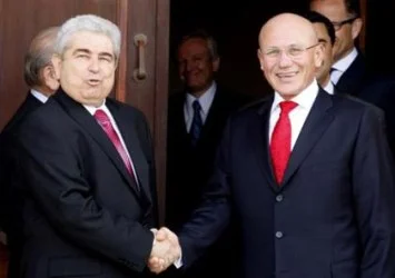 Kıbrıslı liderler AB'de anlaştı