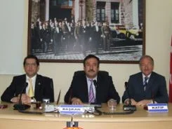 Meclis Başkanını kene ısırdı