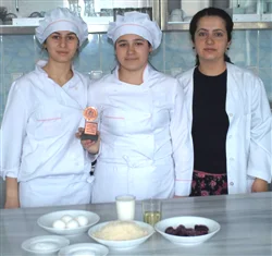 Mucit öğrencilerden ekmek israfına son