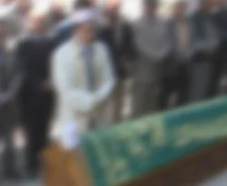 Ölüm taştan bir duvardır