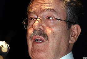 Özcan: Söylediğine pişman edeceğim