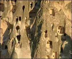 Peri Bacaları, en güçlü adaylar arasında