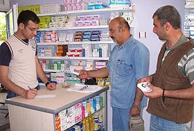 Sağlık Bakanlığı'ndan eczane uyarısı