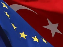 Sarkozy-Merkel Türkiye'ye karşı ırkçı