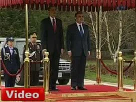 Top atışı Obama'yı korkuttu / VİDEO