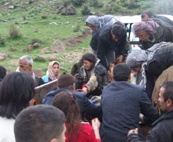Yıldırımın çarptığı 9 kişi yaralandı