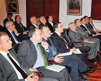 Akil adamlar Türkiye için dışarıda lobi yapacak