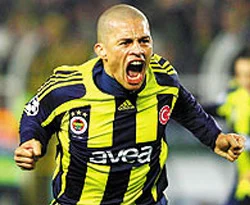 Alex faturayı hocaya çıkardı