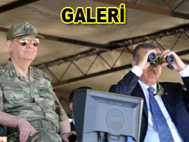 Başbuğ ve Erdoğan 'Efes-2009' tatbikatında