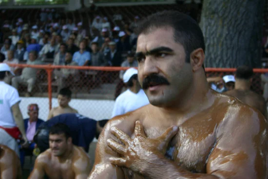 Başpehlivan Elbeye yoğun bakımda